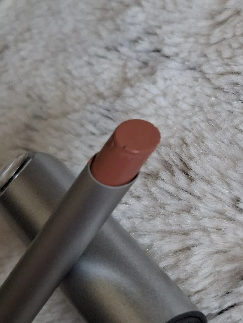 On your Collar Classic Lipstick 